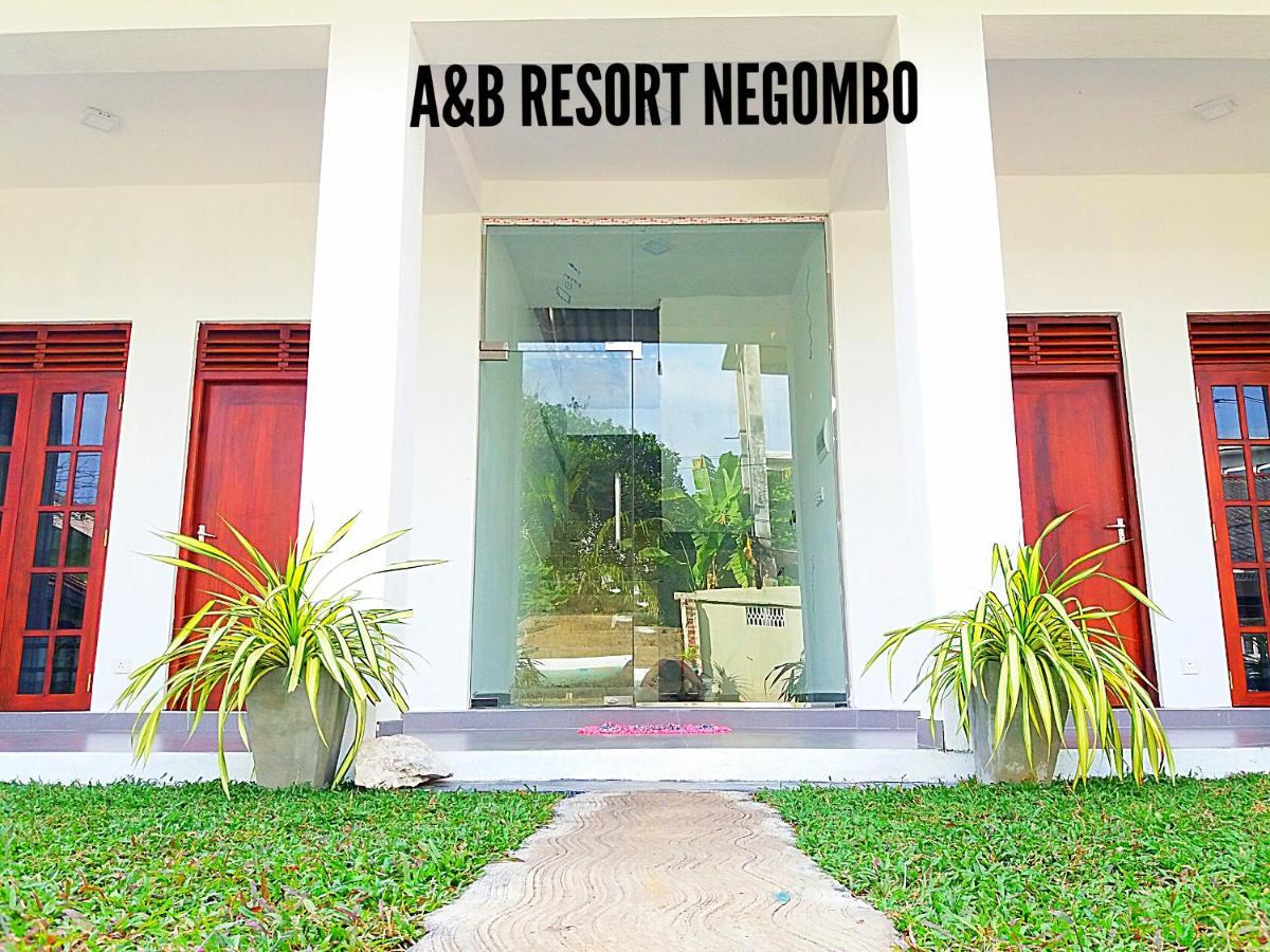 A&B Resort Negombo Kudapaduwa Habitación foto
